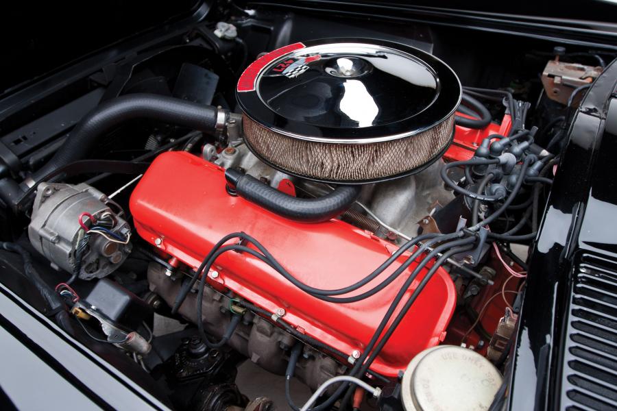  Chevrolet Corvette 427/425 Roadster 1966 года  (фото 4 из 25)
